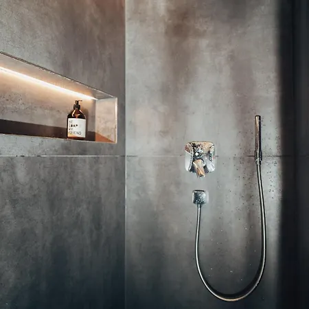 L.a. Mountain Apartment