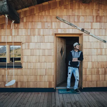 L.a. Mountain Apartment